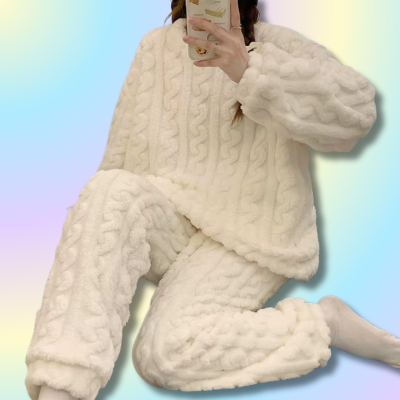 Women's Fleece Pajama Set
