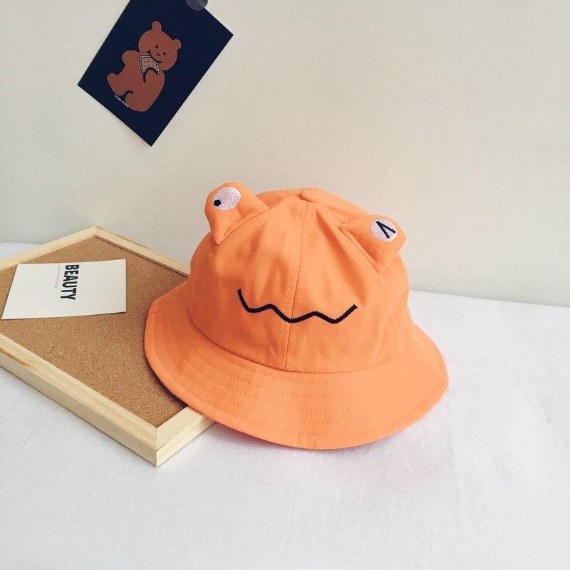 Chapeau Frog