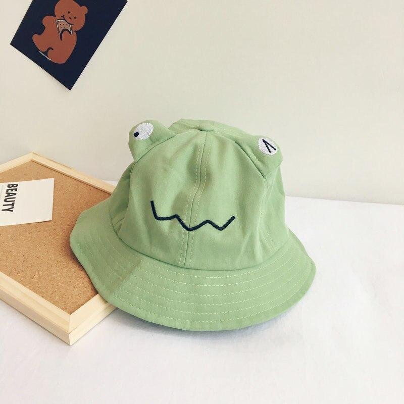 Chapeau Frog