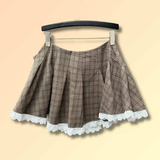 Romantic Lace Mini Skirt