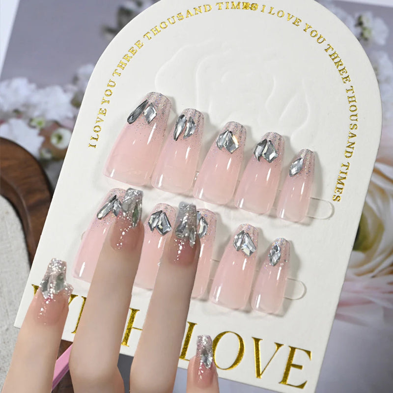 Lot de 24 Faux Ongles à Presser Kawaii