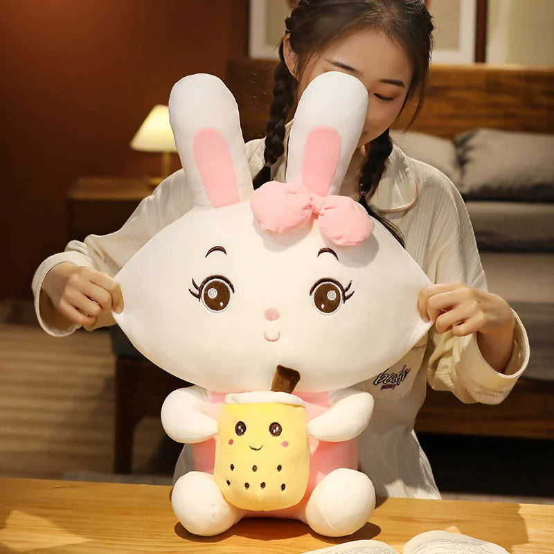 Peluche Lapin Kawaii Tenant un Boba