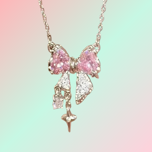 Collier Pendentif Nœud en Cristal Kawaii